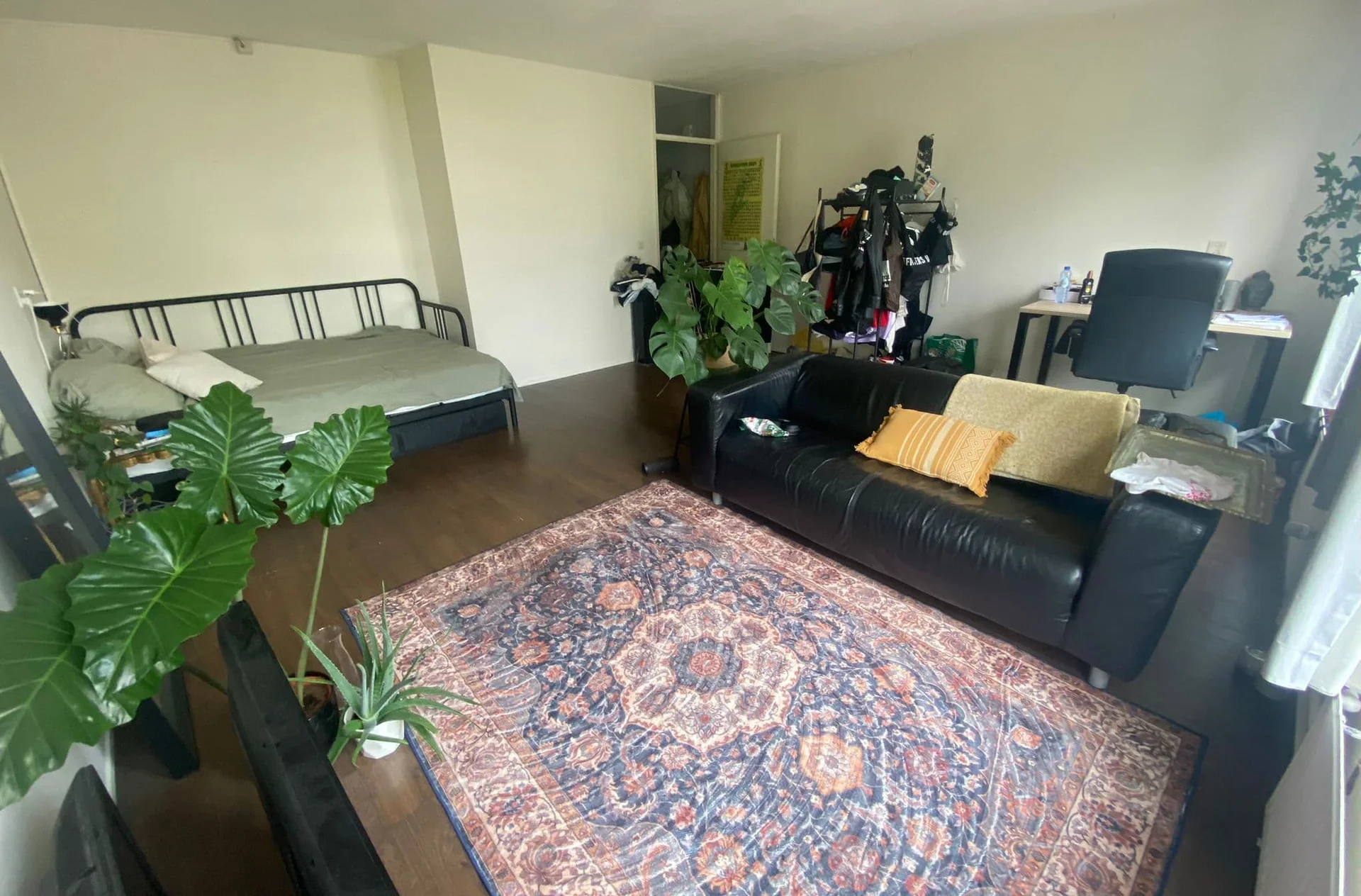 Foto van de Kamer gelegen aan de Korvezeestraat in Delft