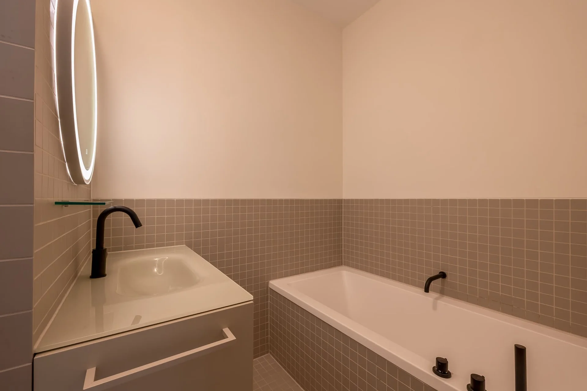Foto van de Appartement gelegen aan de Hoola van Nootenstraat in Utrecht