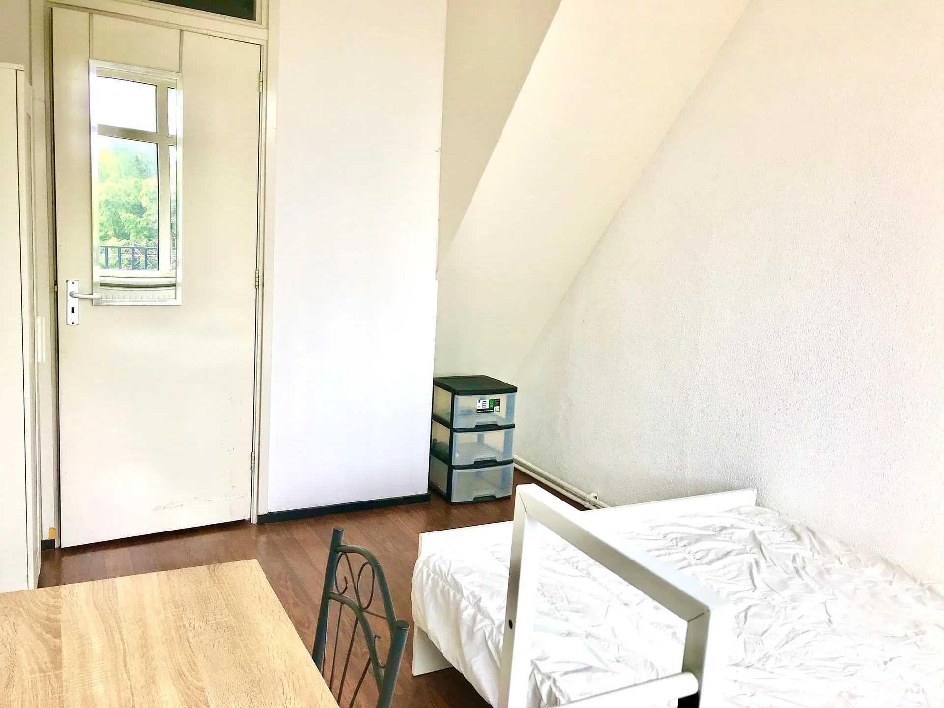 Foto van de Kamer gelegen aan de Hogenbanweg in Rotterdam
