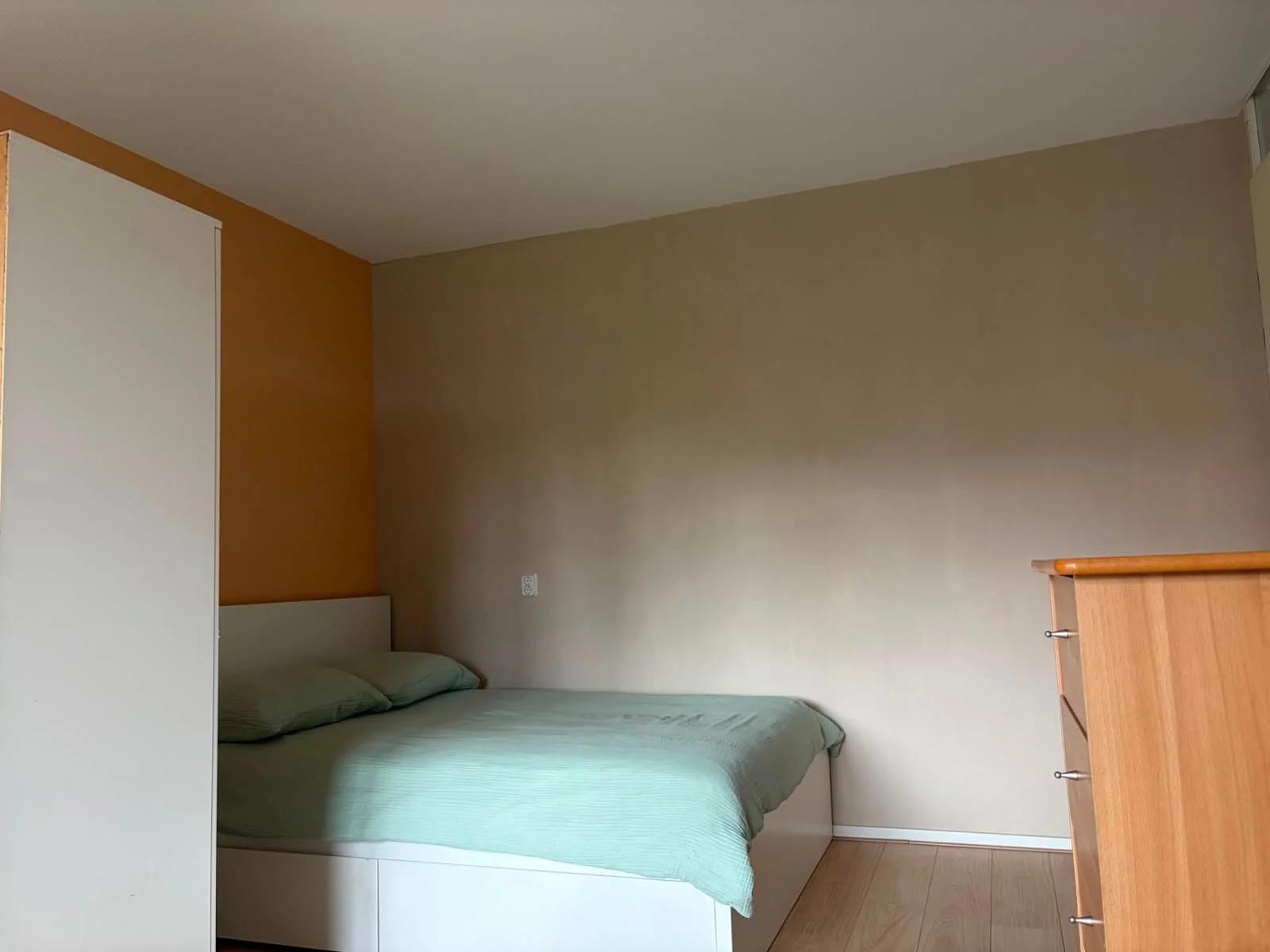 Foto van de Kamer gelegen aan de Anna Bijnslaan in Den Haag