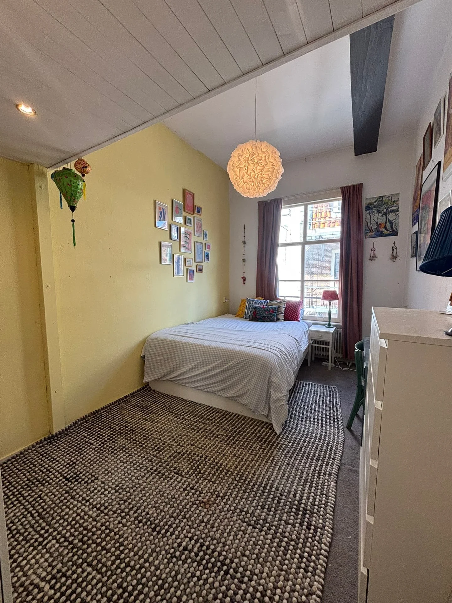 Foto van de Kamer gelegen aan de Rapenburg in Leiden