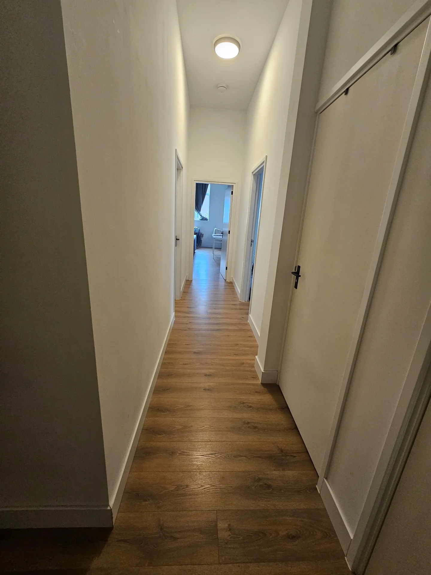 Foto van de Kamer gelegen aan de Gerrit van de Lindestraat in Rotterdam