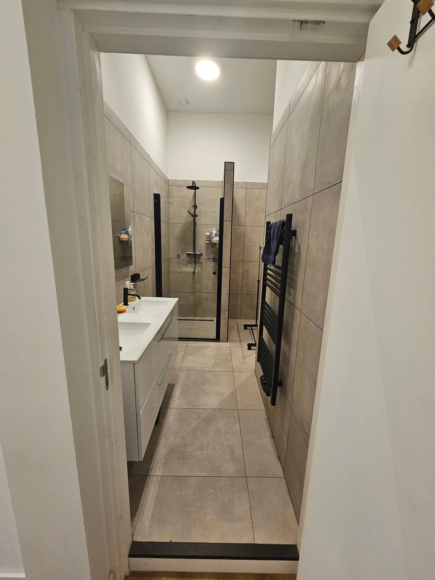Foto van de Kamer gelegen aan de Gerrit van de Lindestraat in Rotterdam
