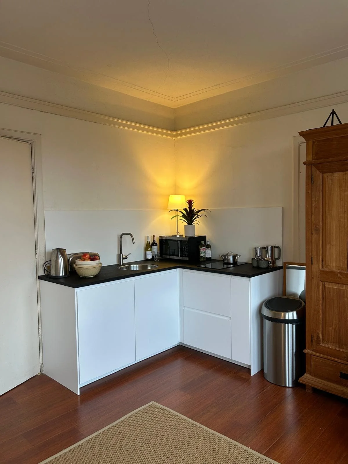 Foto van de Studio gelegen aan de Amstelkade in Amsterdam