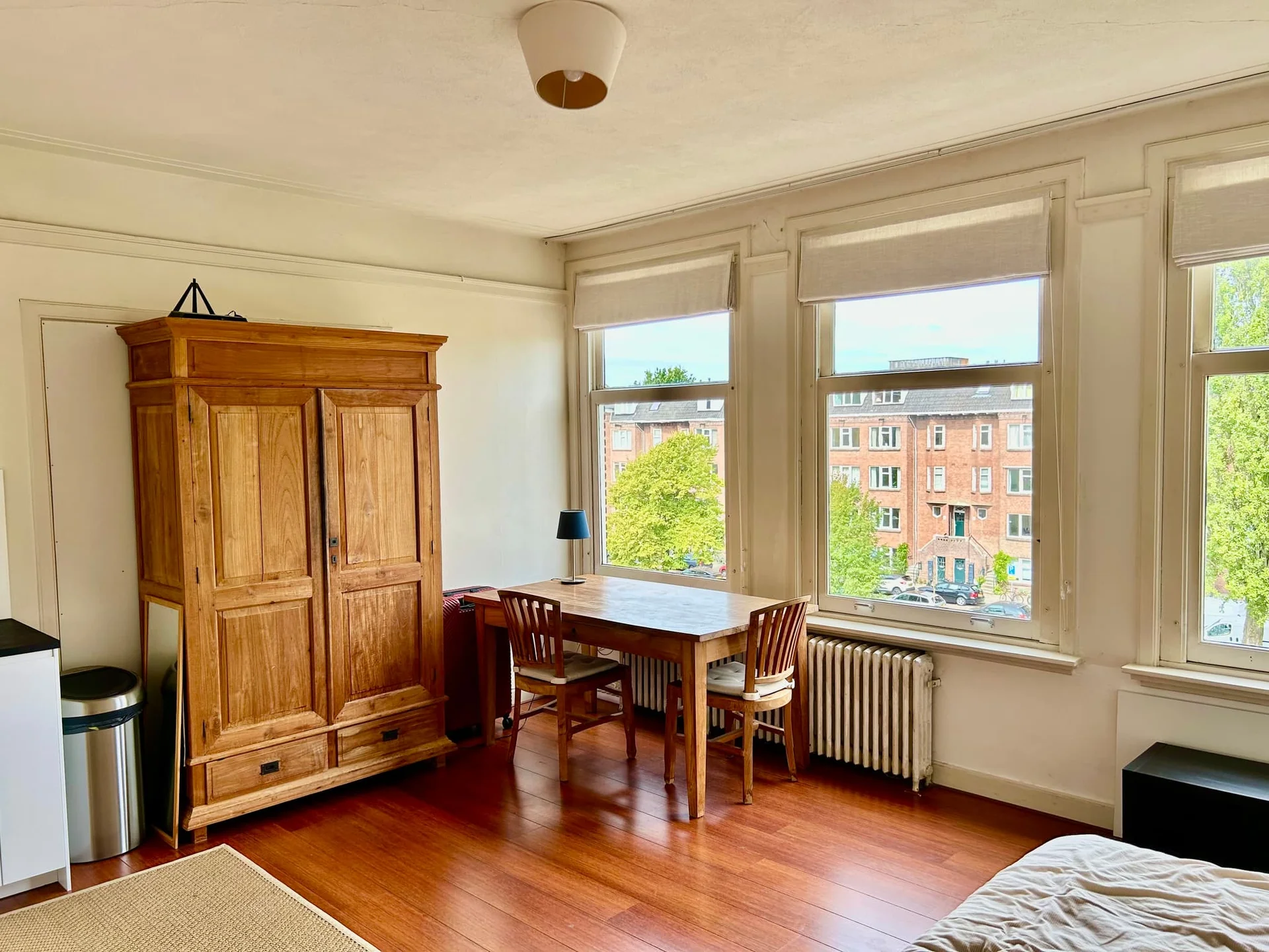 Foto van de Studio gelegen aan de Amstelkade in Amsterdam