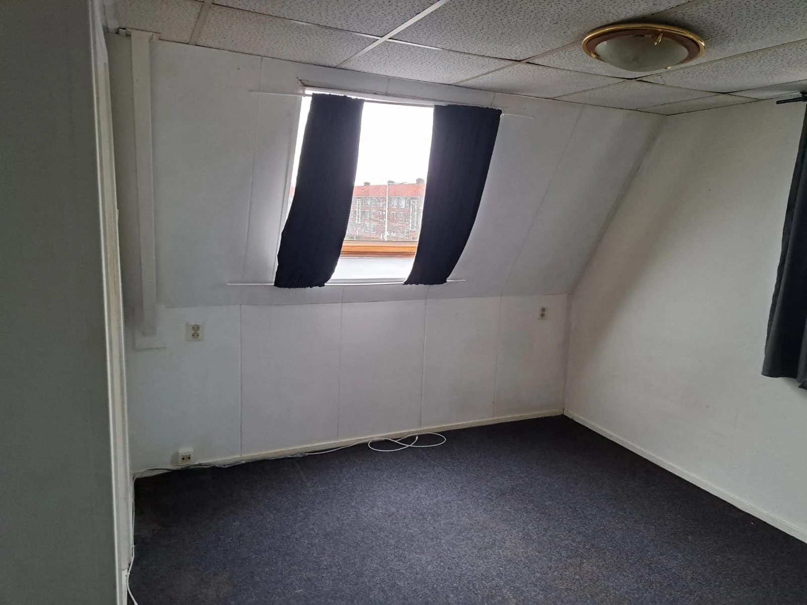 Foto van de Kamer gelegen aan de Diepenbrockstraat in Leeuwarden