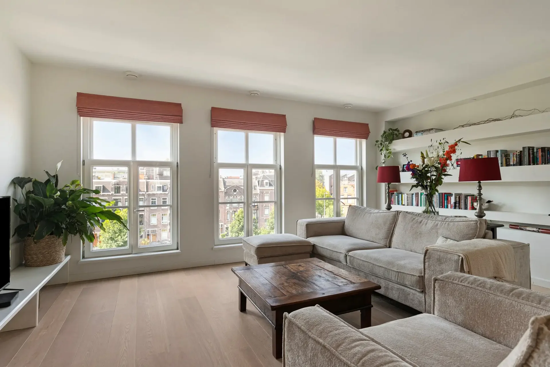 Foto van de Appartement gelegen aan de Ruysdaelkade in Amsterdam