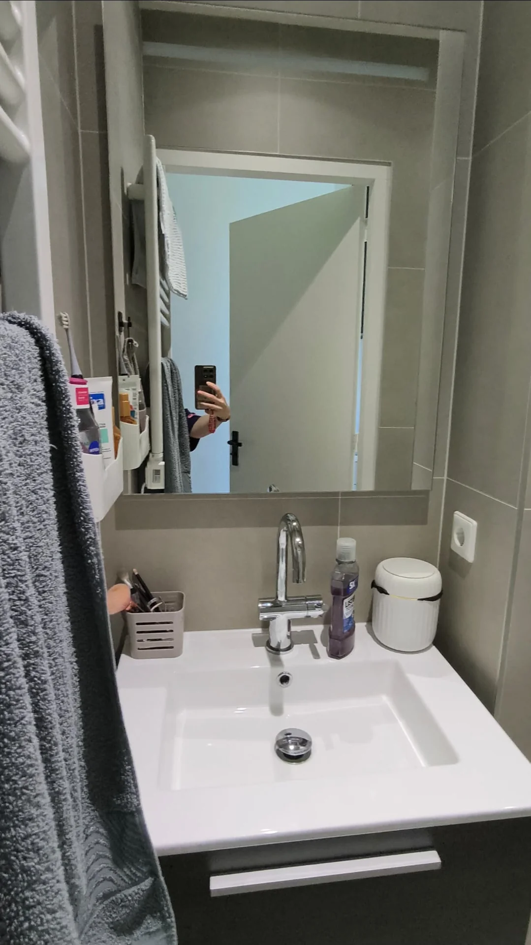 Foto van de Kamer gelegen aan de Henegouwerlaan in Rotterdam