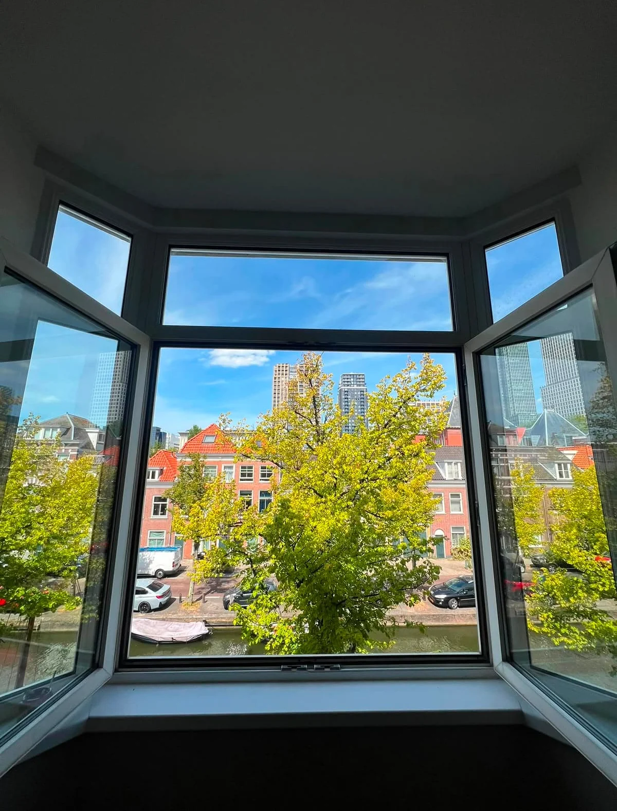 Foto van de Kamer gelegen aan de Boomsluiterskade in Den Haag