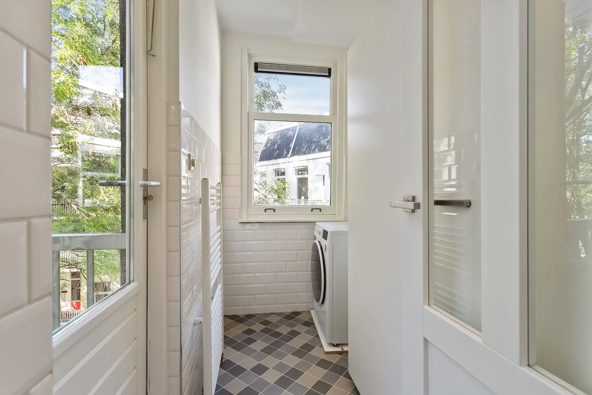 Foto van de Appartement gelegen aan de van Hogendorpstraat in Amsterdam