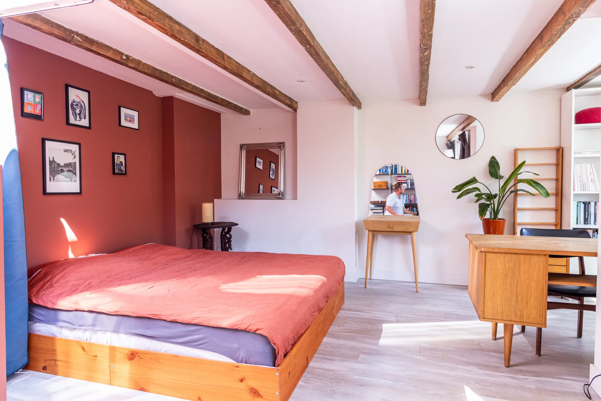 Foto van de Appartement gelegen aan de Hoofdweg in Amsterdam