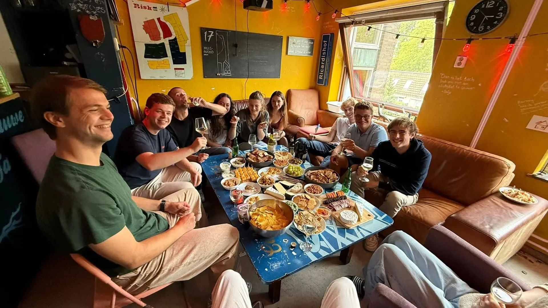 geblurde versie van de foto als achtergrond