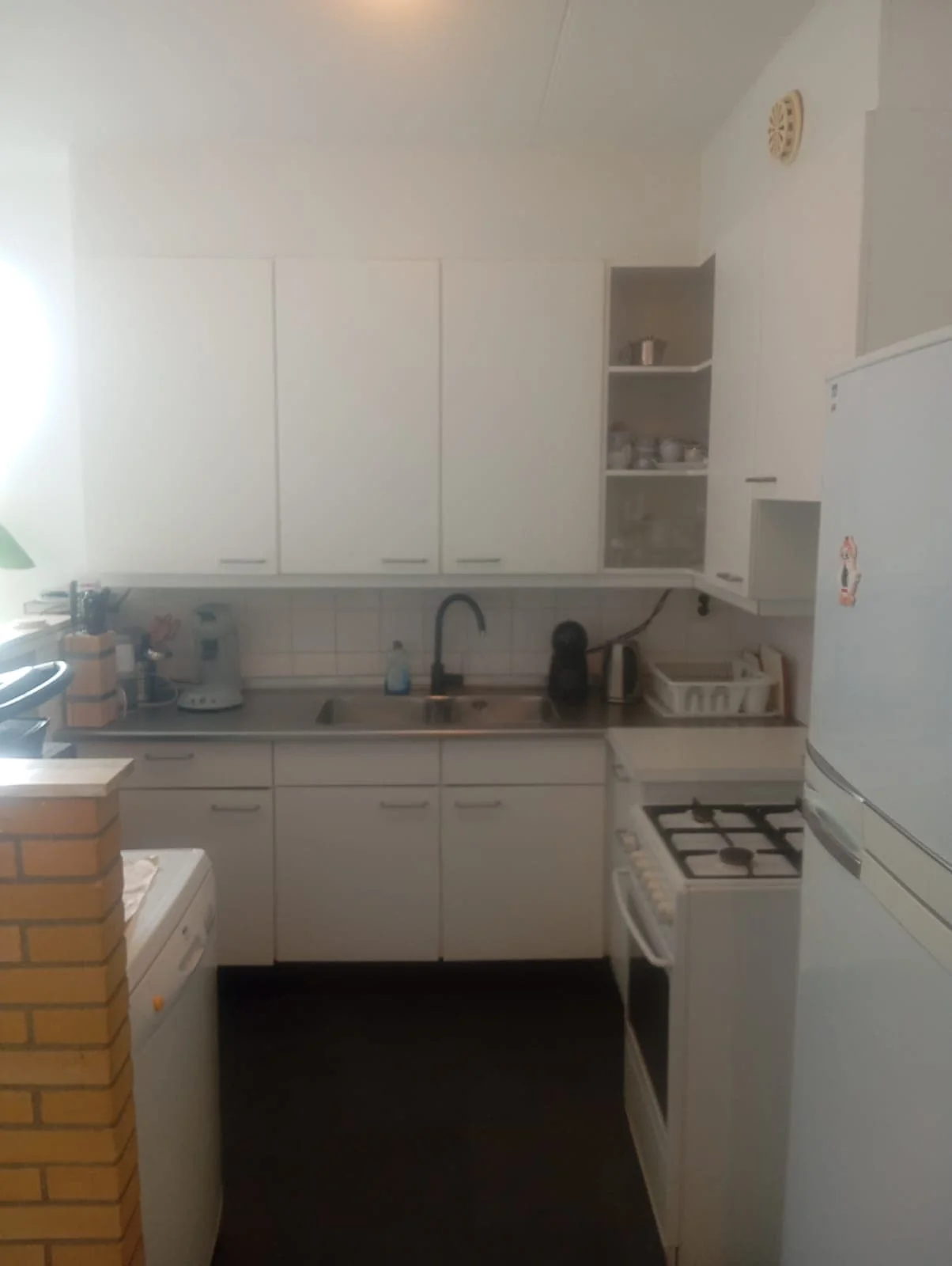 Foto van de Kamer gelegen aan de In de Papiermolen in Duivendrecht