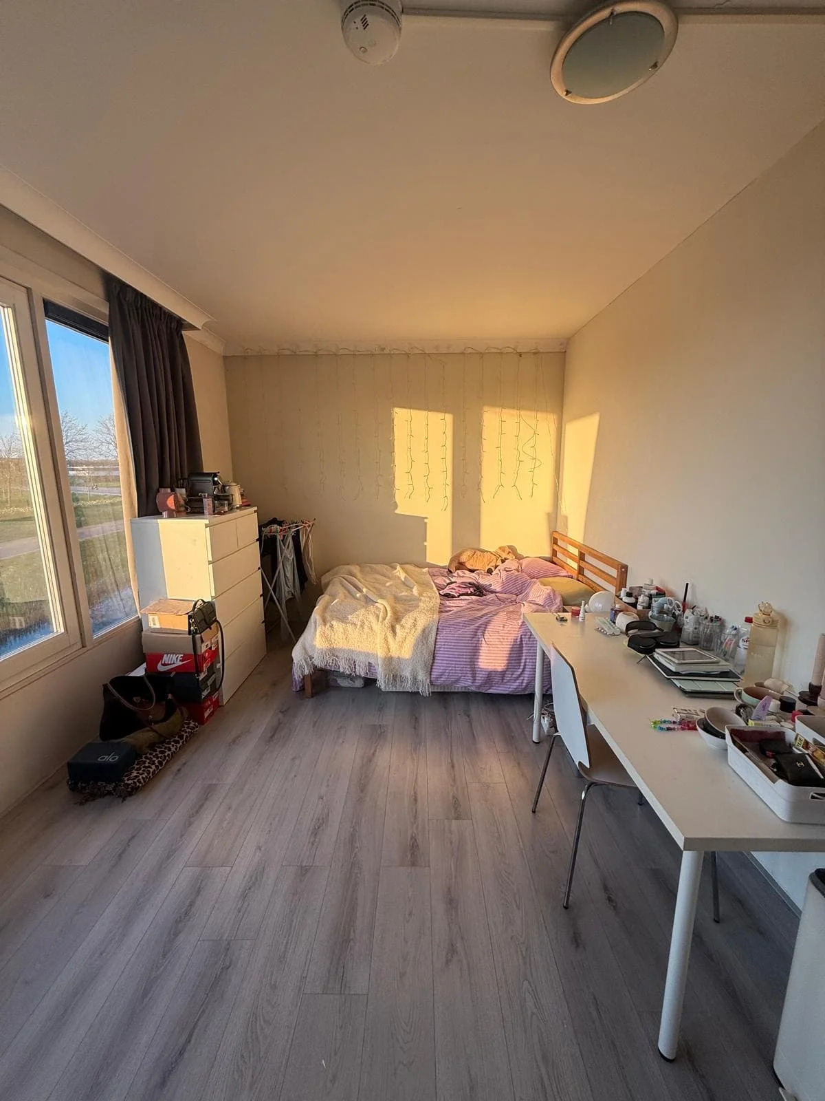 Foto van de Kamer gelegen aan de Beneluxlaan in Almere