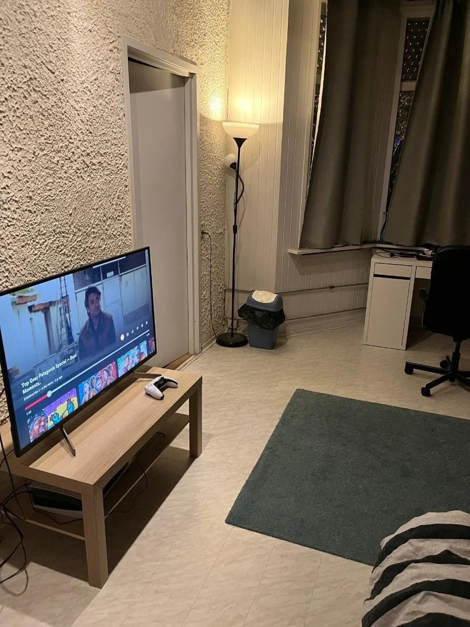 geblurde versie van de foto als achtergrond