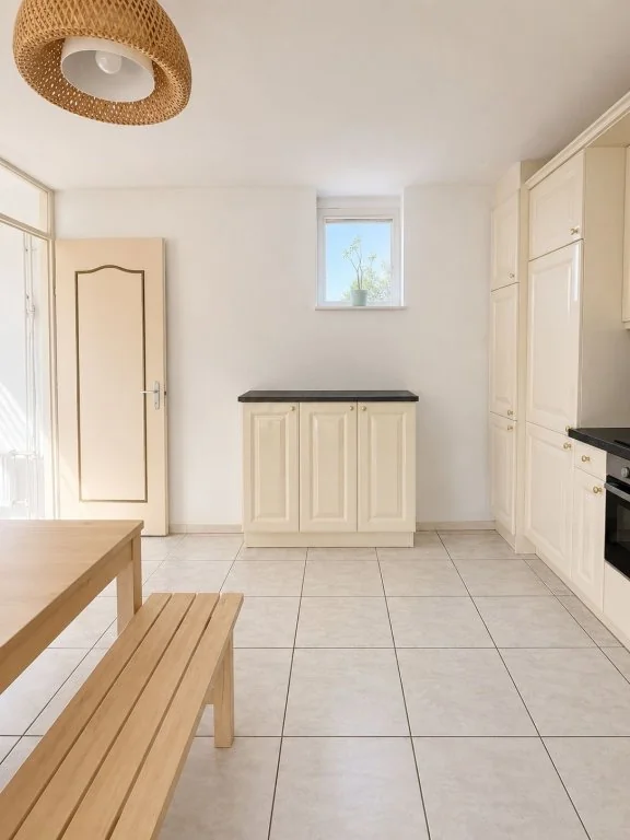 Foto van de Appartement gelegen aan de Schaarbeekstraat in Amsterdam
