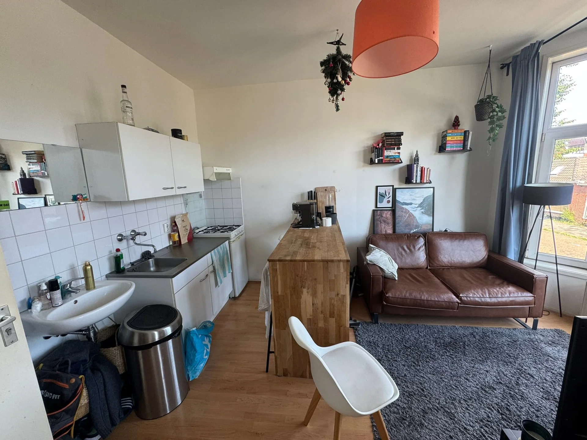 Foto van de Kamer gelegen aan de Helper Oostsingel in Groningen