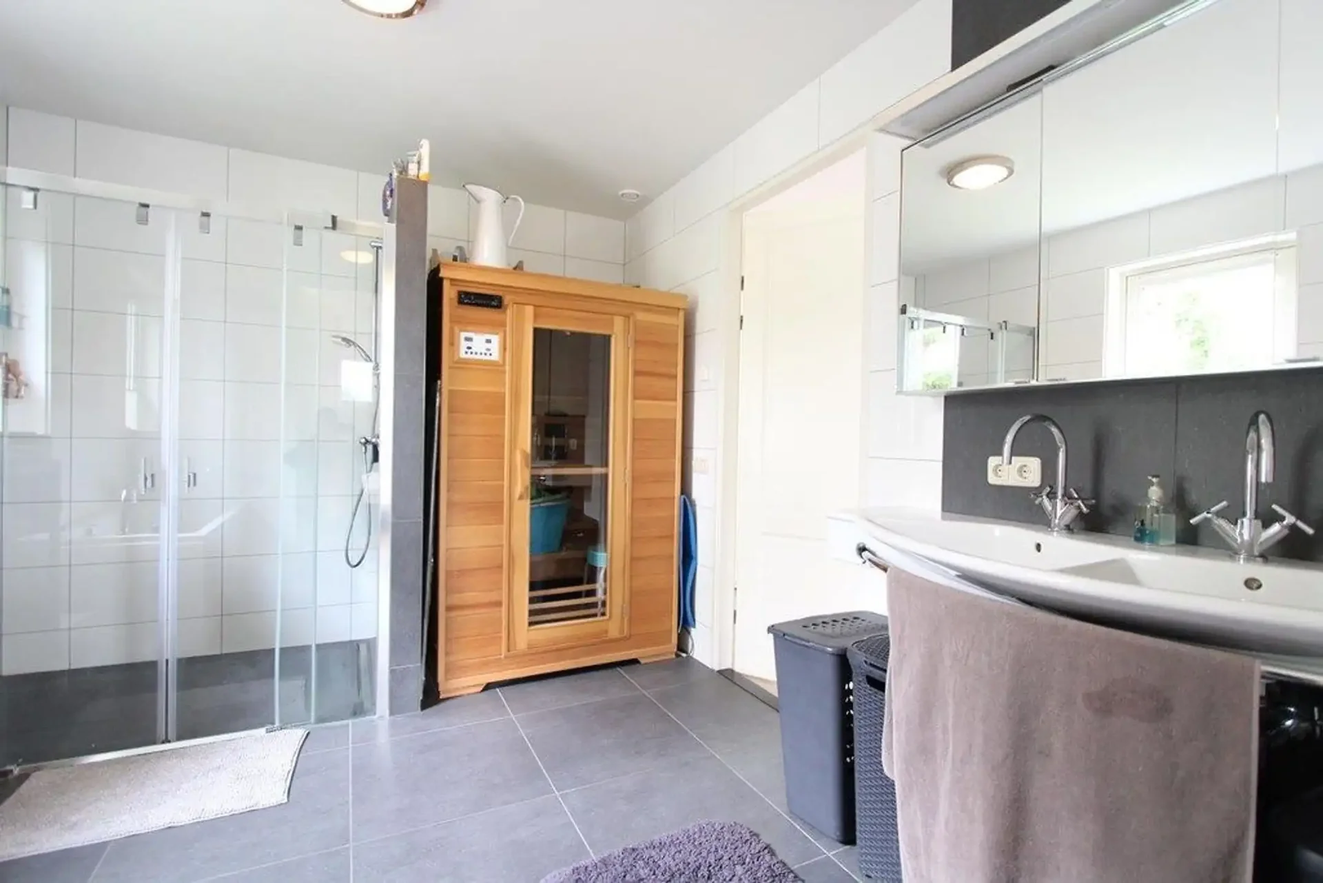 Foto van de Appartement gelegen aan de Amsteldijk Zuid in Amstelveen