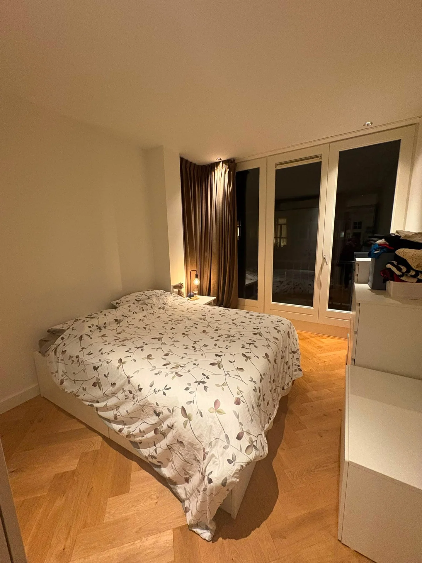 Foto van de Kamer gelegen aan de Cornelis Anthoniszstraat in Amsterdam