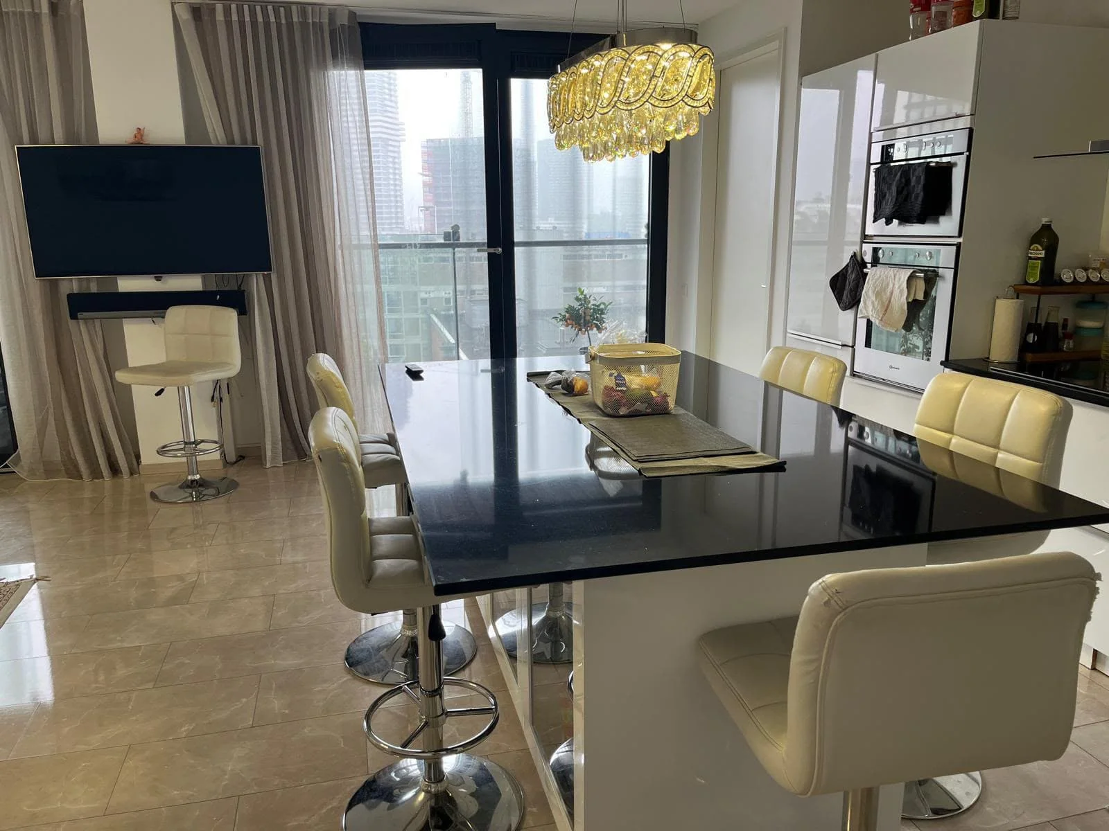 Foto van de Kamer gelegen aan de Karel Doormanstraat in Rotterdam