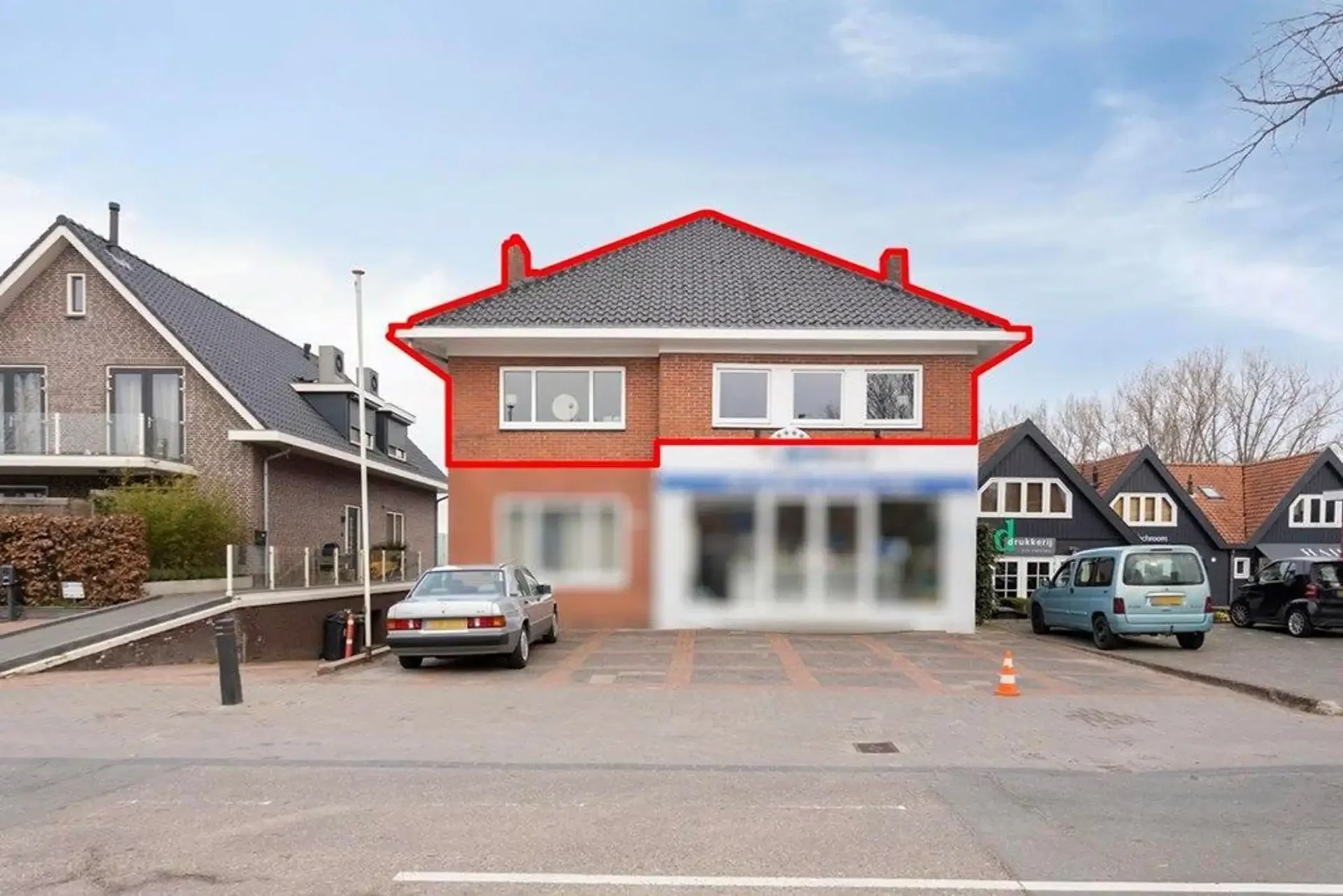geblurde versie van de foto als achtergrond