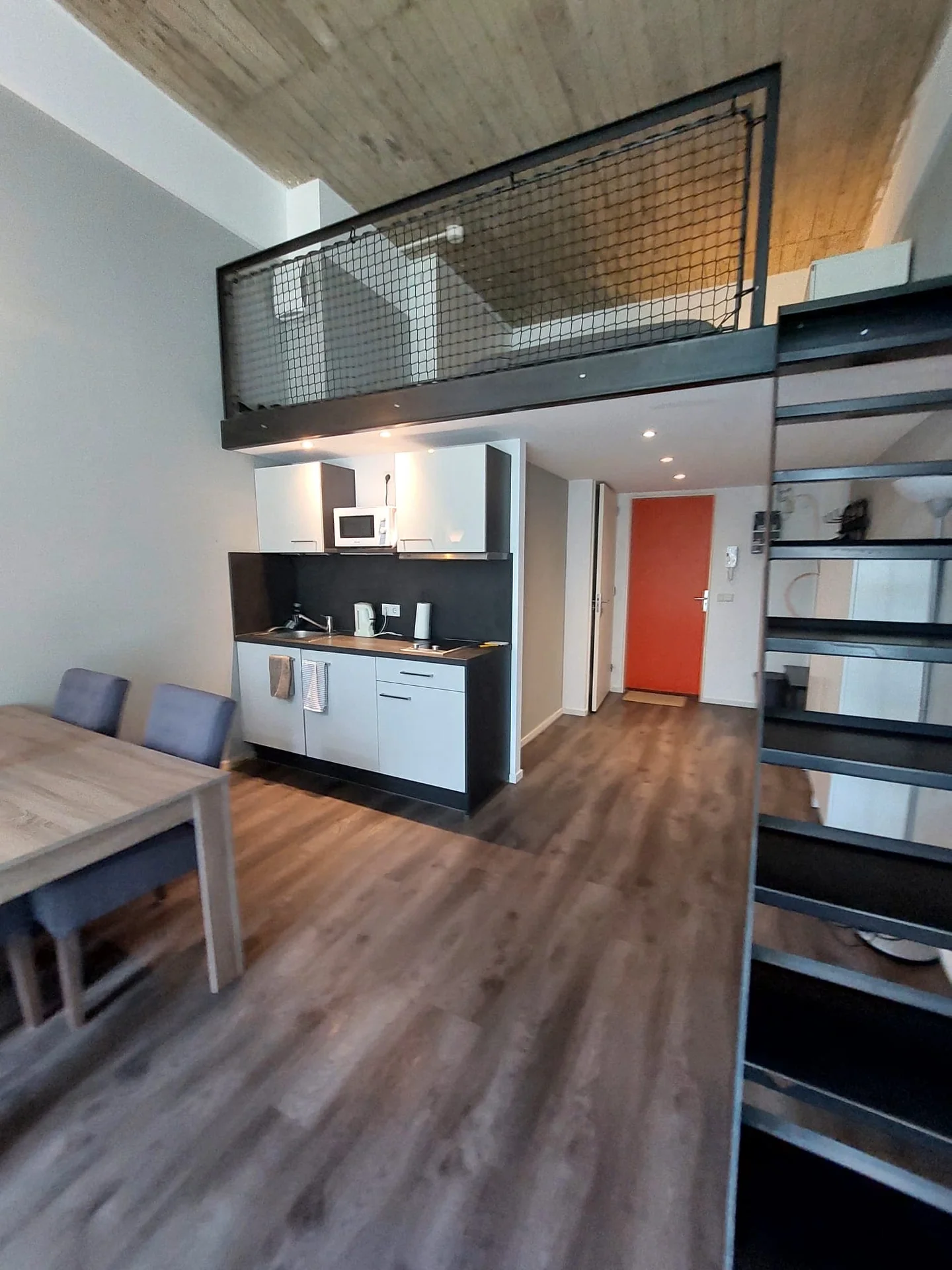 Foto van de Studio gelegen aan de Adelbert van Scharnlaan in Maastricht