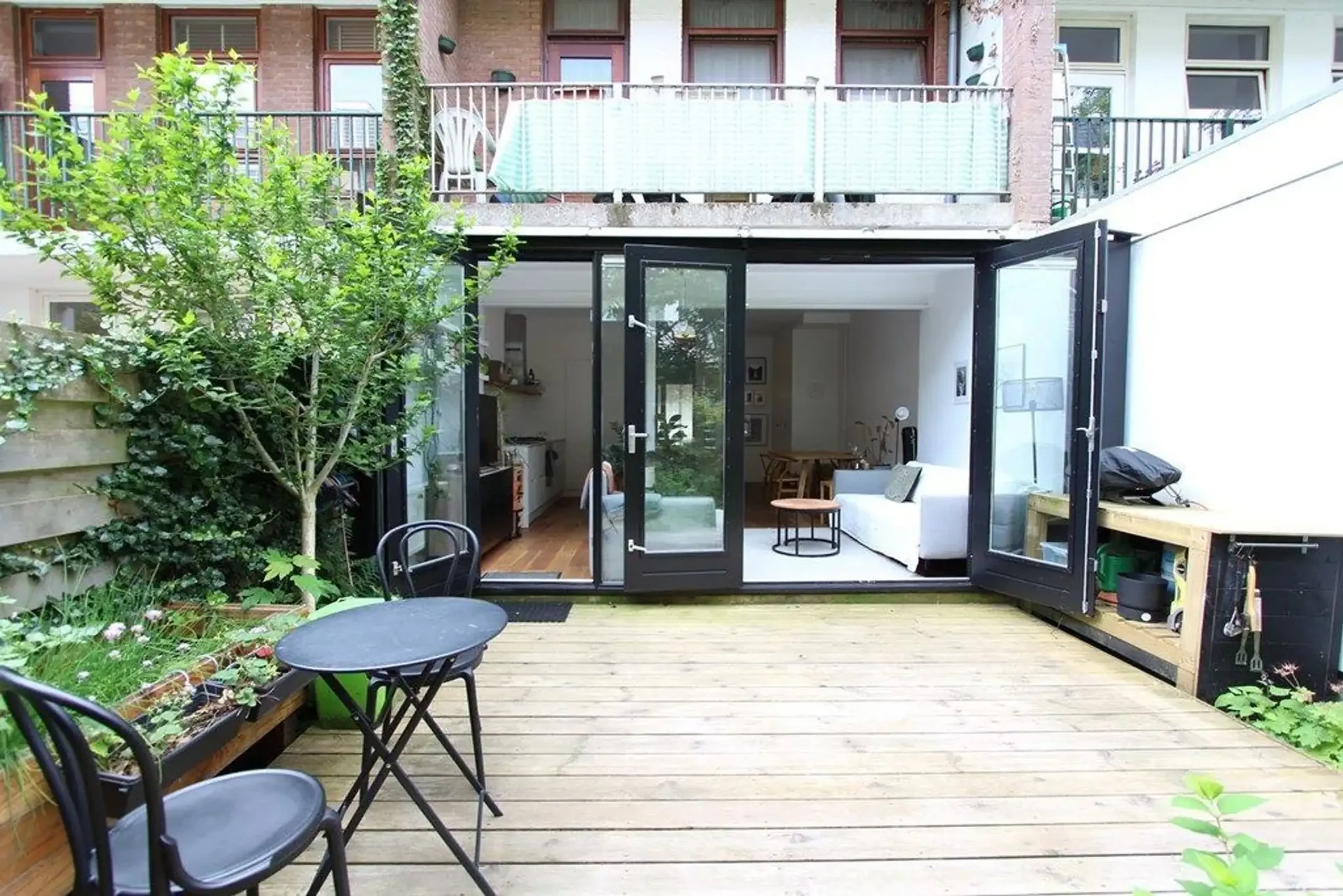 Foto van de Appartement gelegen aan de Eerste Atjehstraat in Amsterdam