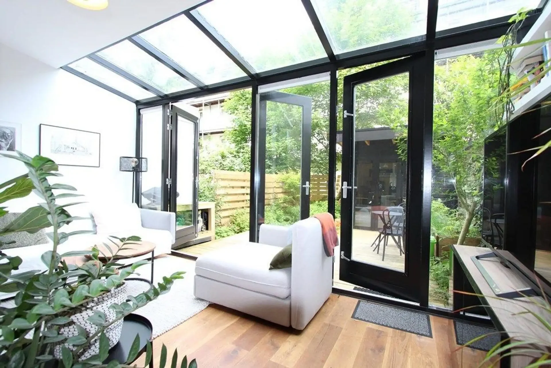 Foto van de Appartement gelegen aan de Eerste Atjehstraat in Amsterdam