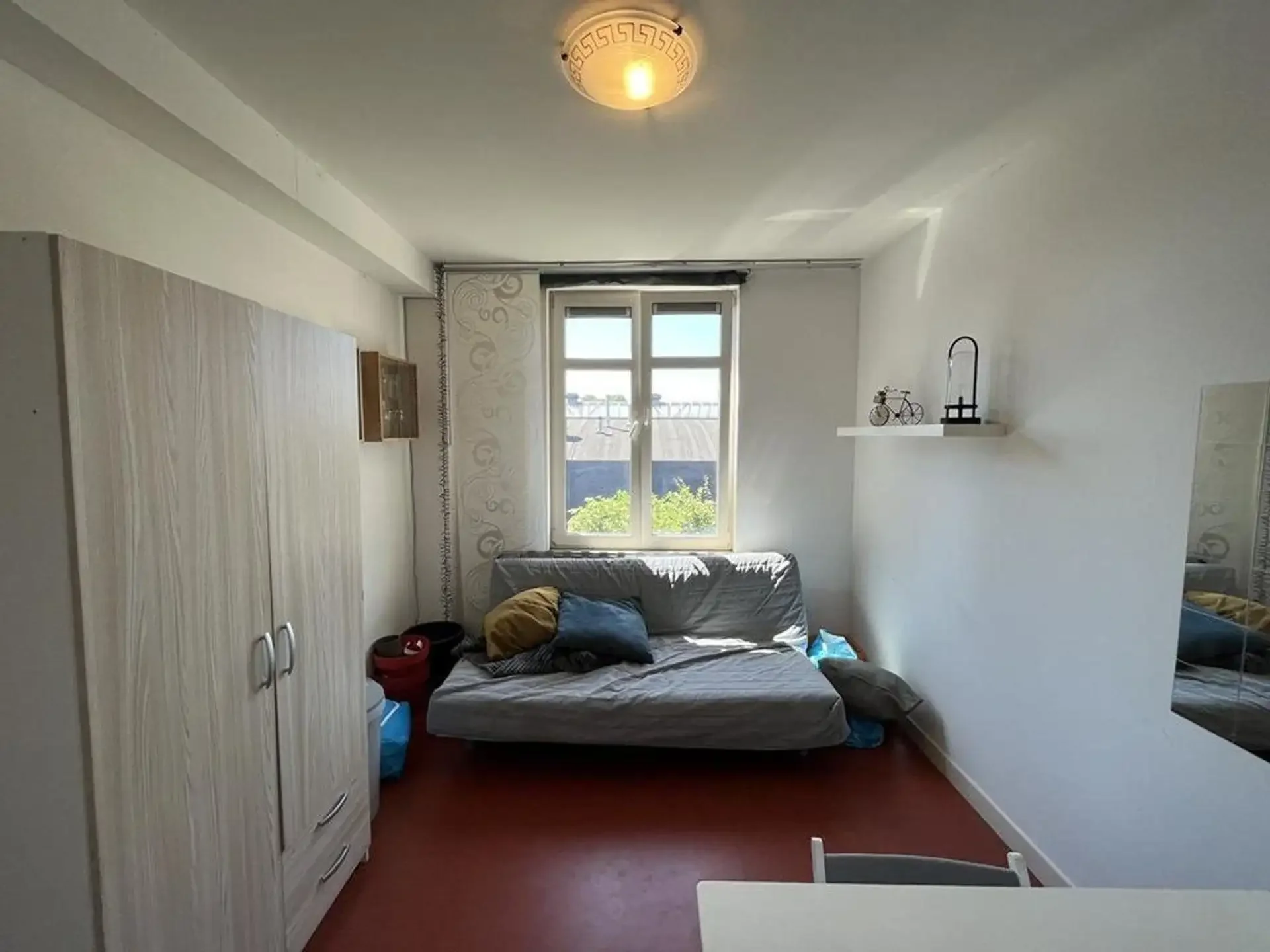 geblurde versie van de foto als achtergrond