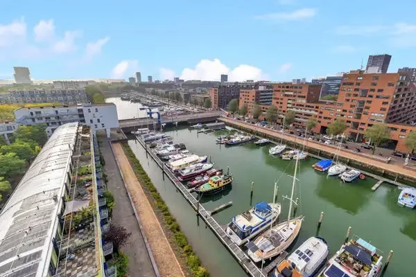 Foto van de Appartement gelegen aan de Cargadoorskade in Rotterdam