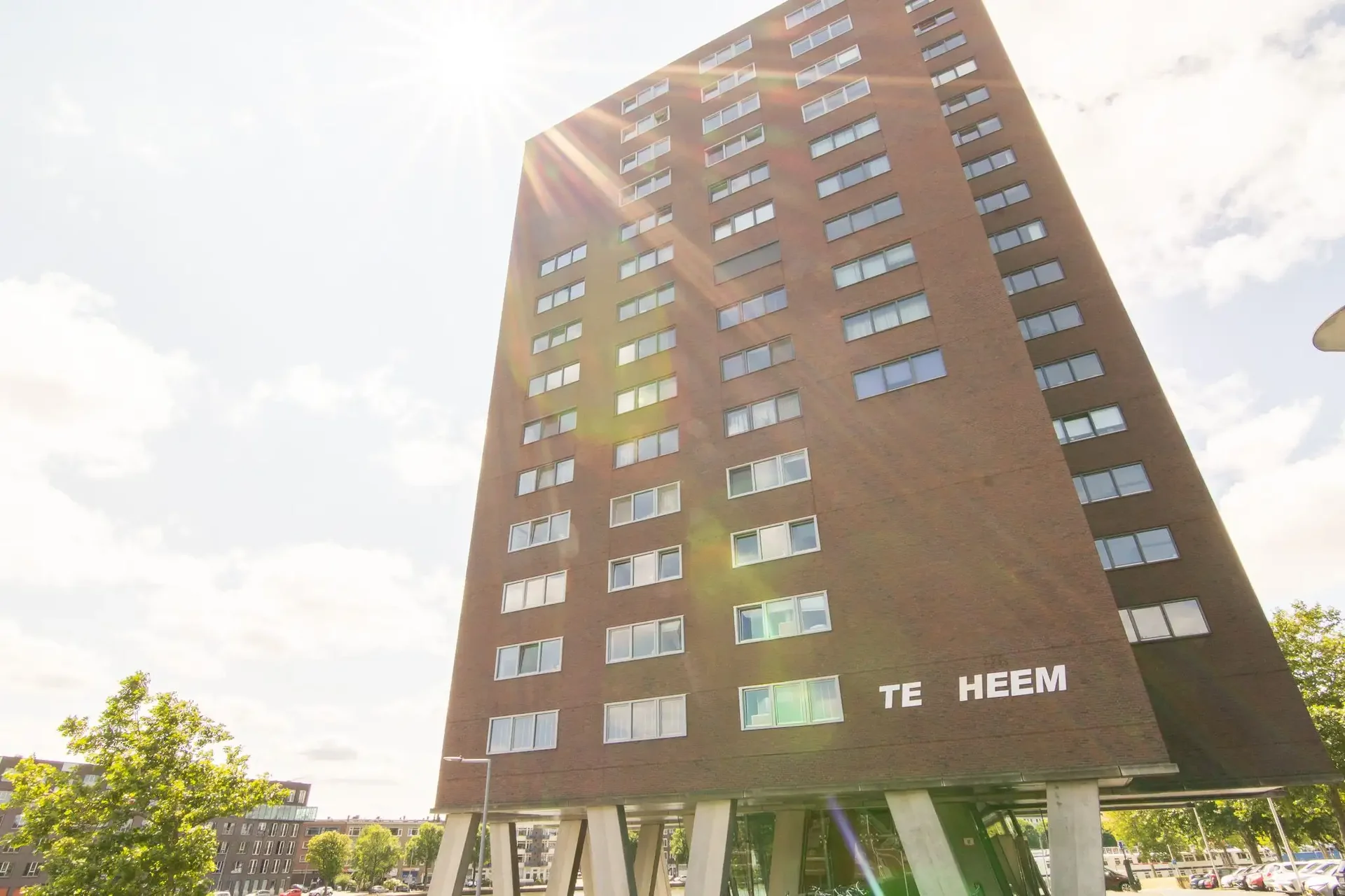 geblurde versie van de foto als achtergrond