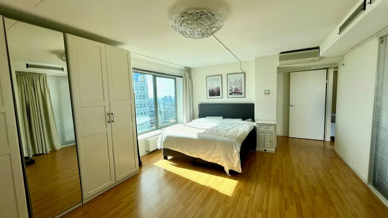 geblurde versie van de foto als achtergrond