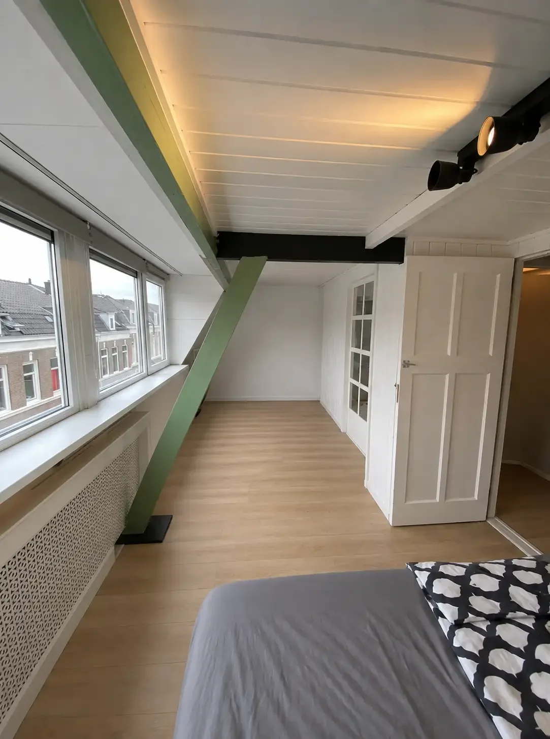 geblurde versie van de foto als achtergrond