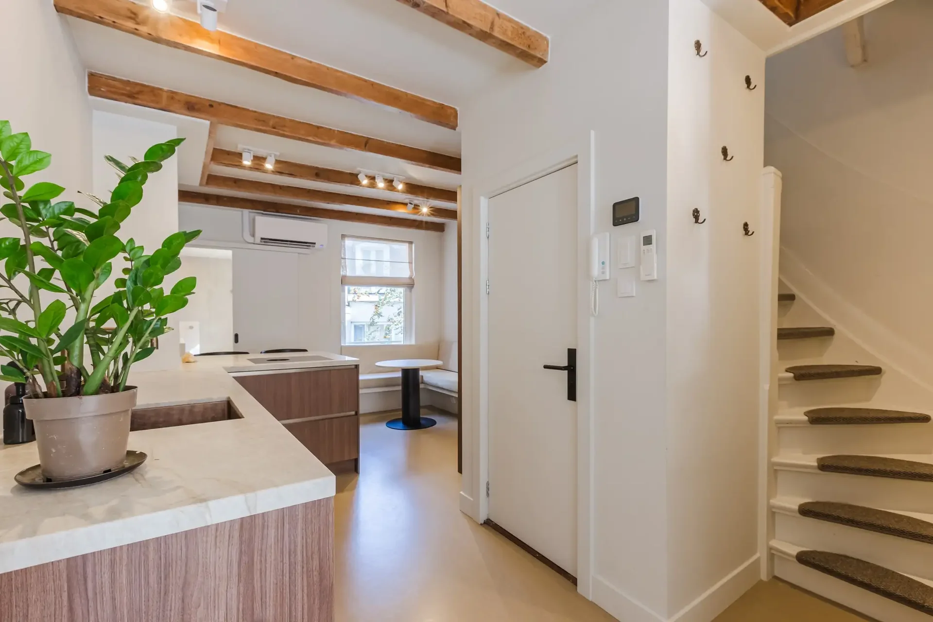 Foto van de Appartement gelegen aan de Gerard Doustraat in Amsterdam