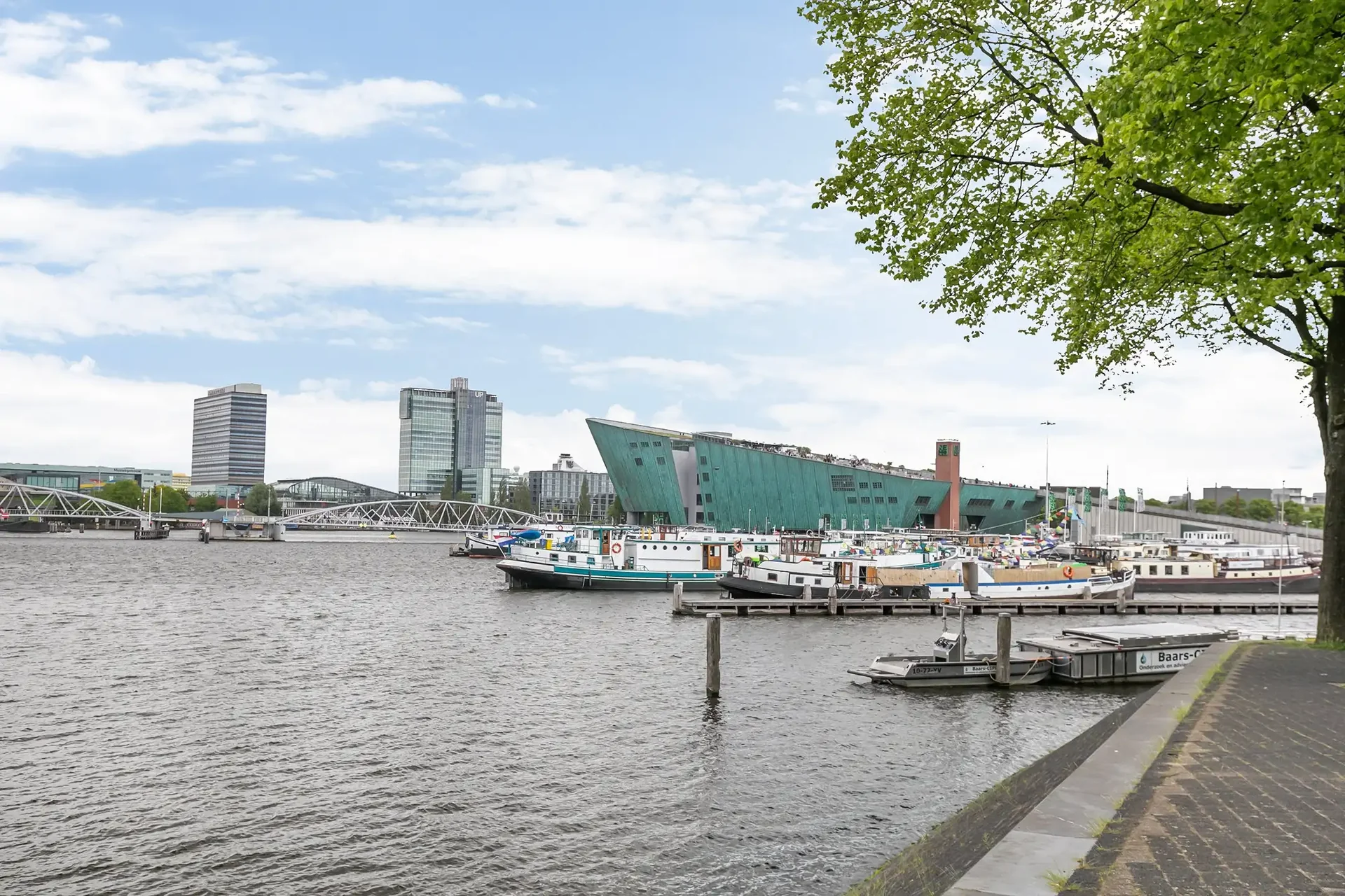 Foto van de Appartement gelegen aan de Prins Hendrikkade in Amsterdam