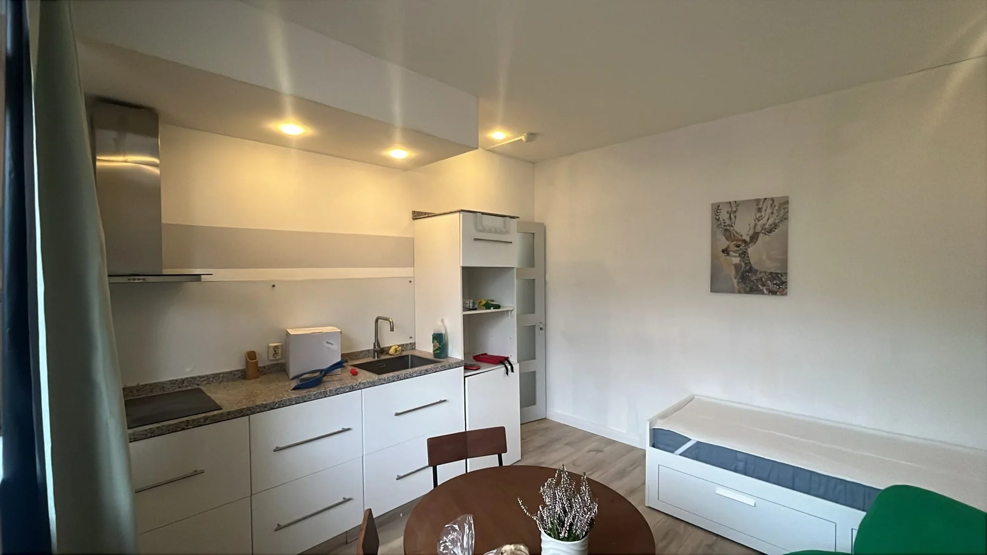 Foto van de Studio gelegen aan de Zestienhovensekade in Rotterdam
