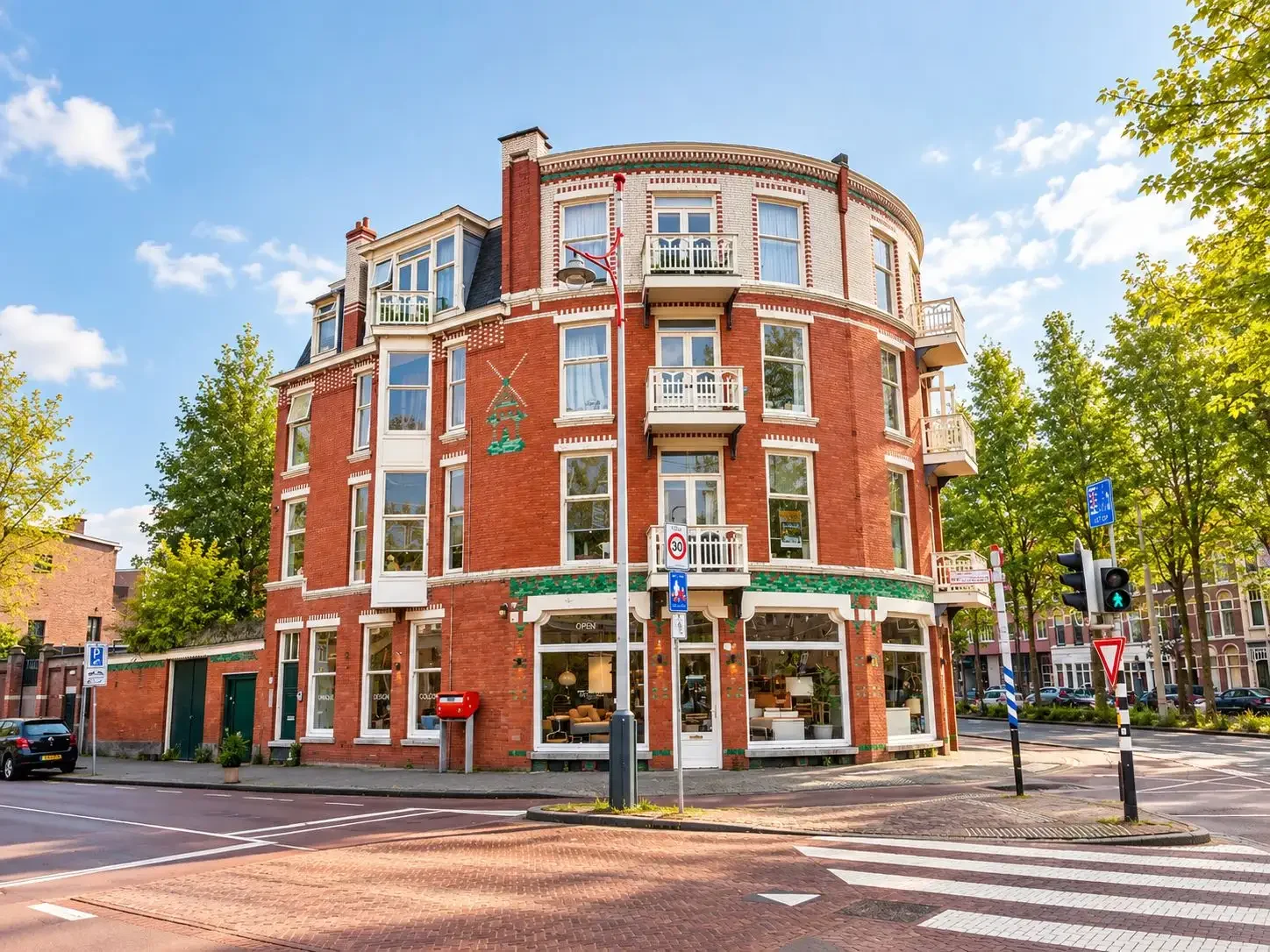geblurde versie van de foto als achtergrond