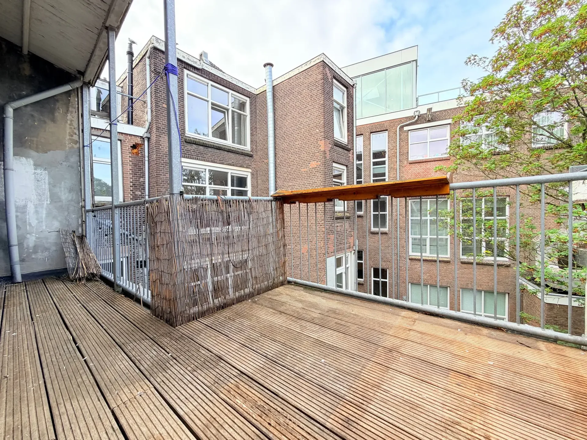 Foto van de Appartement gelegen aan de Duivenvoordestraat in Rotterdam