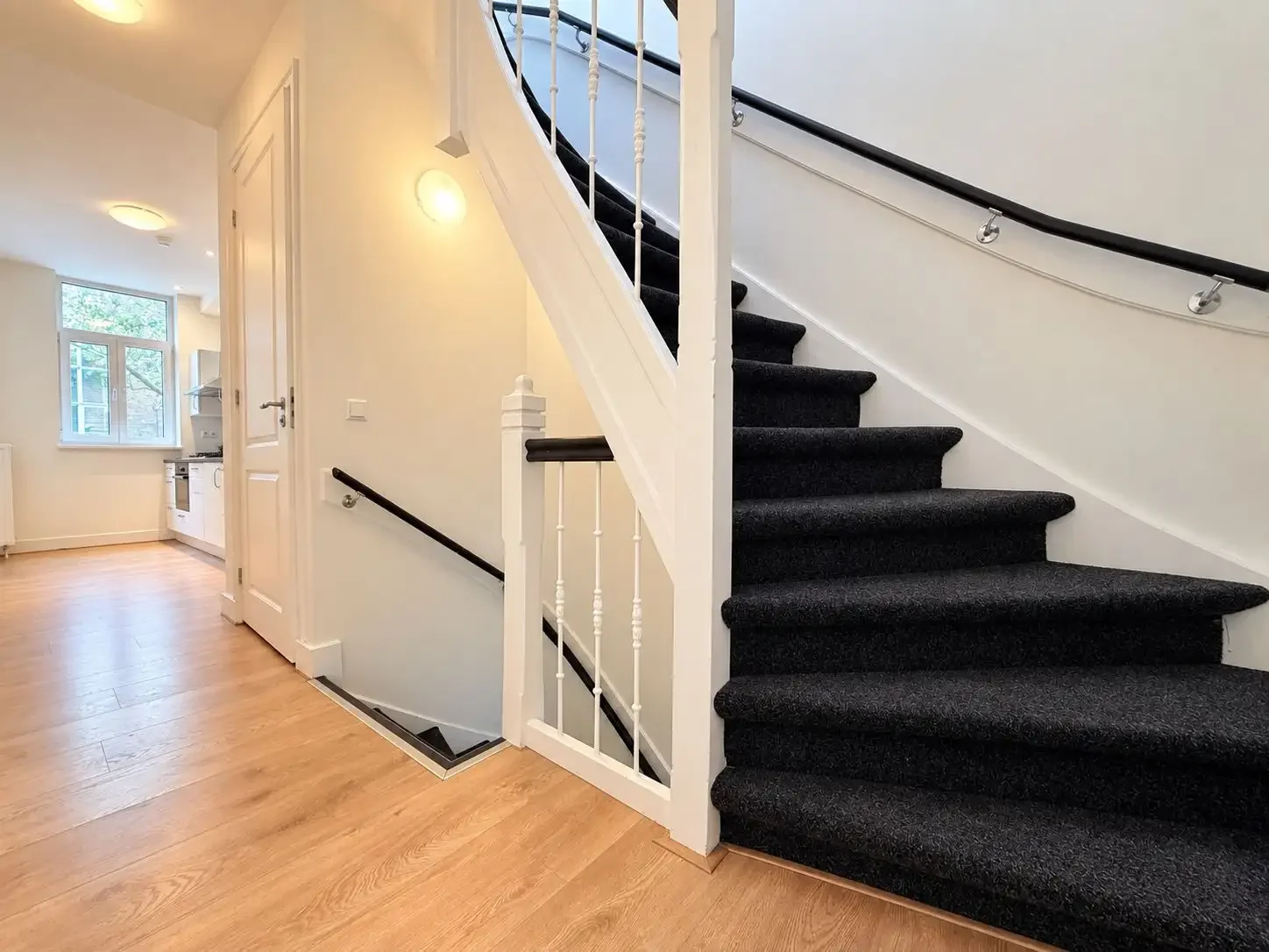 Foto van de Appartement gelegen aan de Duivenvoordestraat in Rotterdam