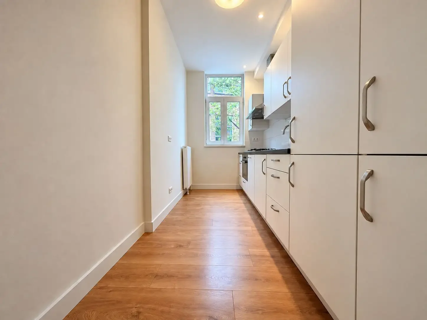 Foto van de Appartement gelegen aan de Duivenvoordestraat in Rotterdam