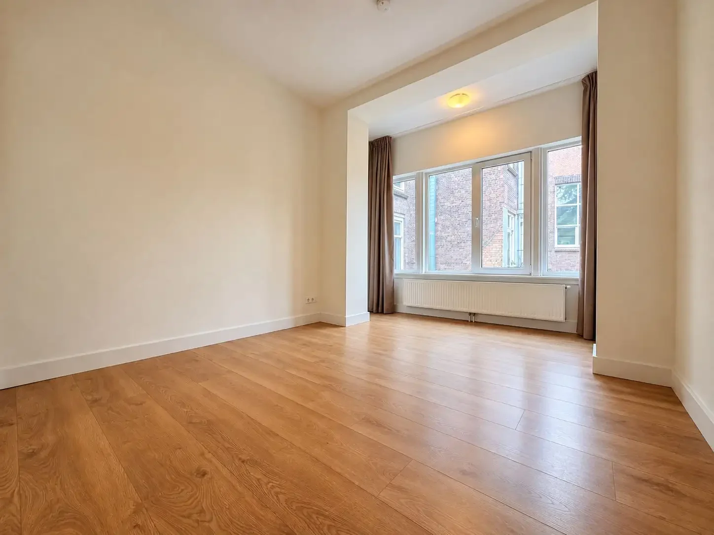 Foto van de Appartement gelegen aan de Duivenvoordestraat in Rotterdam