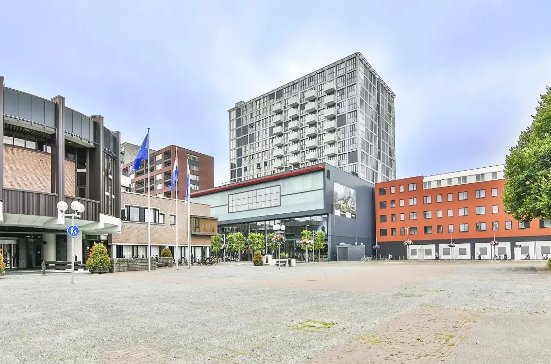 geblurde versie van de foto als achtergrond