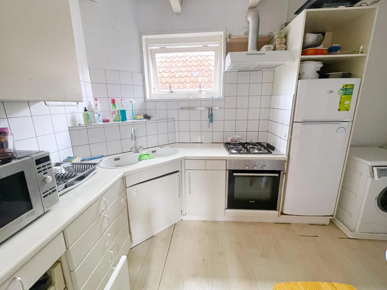 geblurde versie van de foto als achtergrond