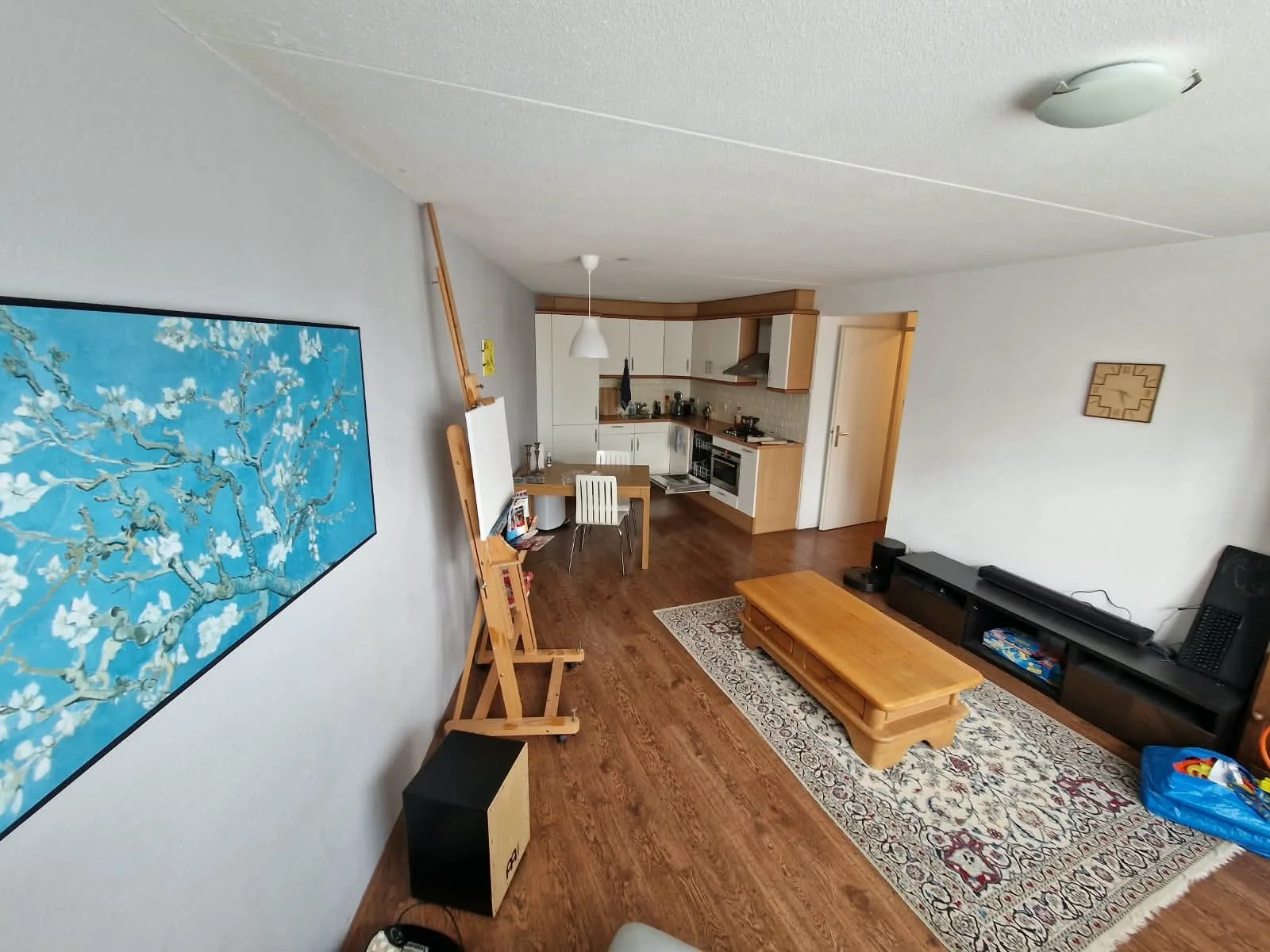 Foto van de Kamer gelegen aan de J. Kruiswijkhof in Amsterdam