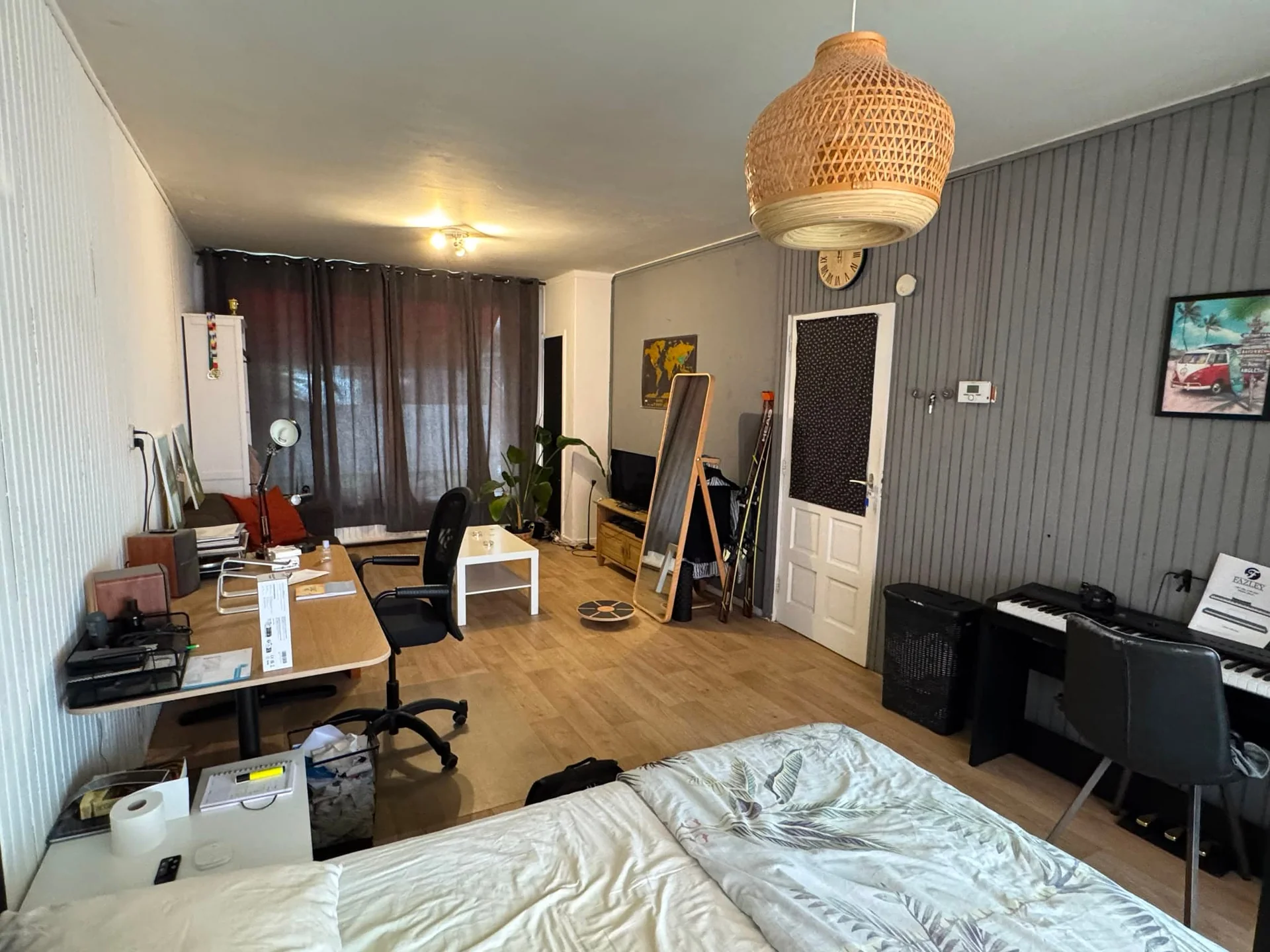geblurde versie van de foto als achtergrond