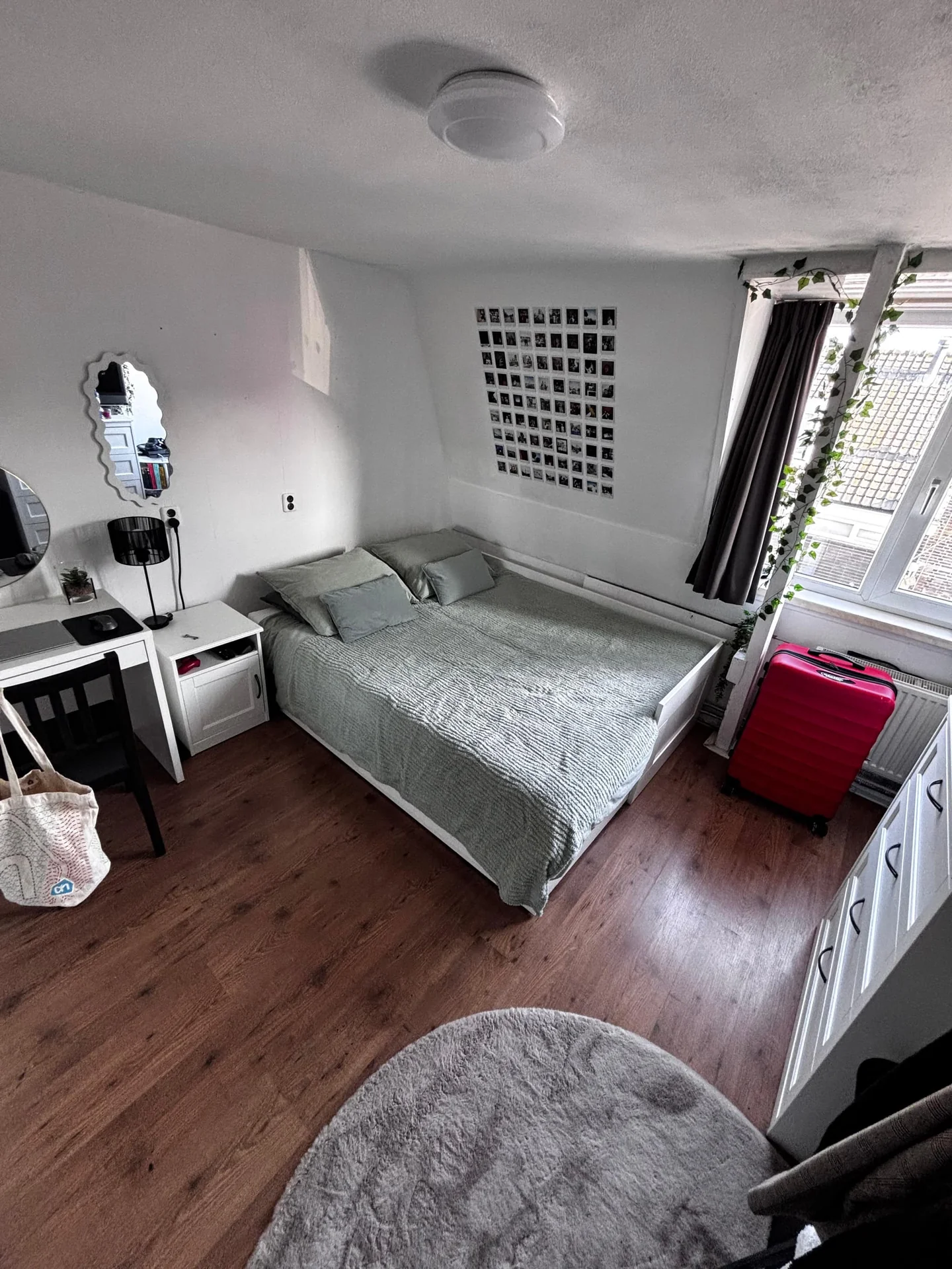 Foto van de Kamer gelegen aan de Generaal Cronjestraat in Haarlem