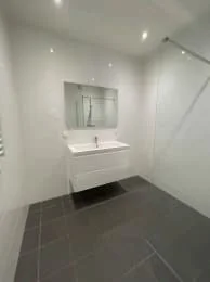 Foto van de Appartement gelegen aan de Van Tuyll van Serooskerkenweg in Amsterdam