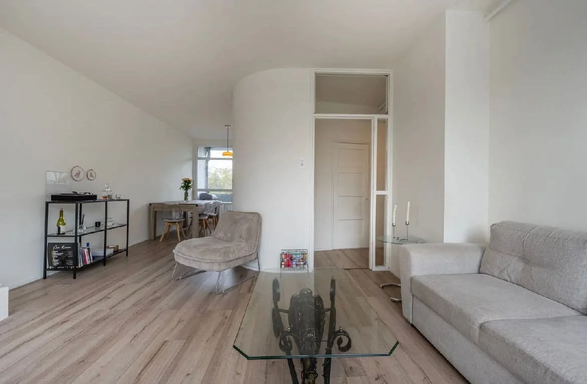 Foto van de Kamer gelegen aan de Karel Doormanstraat in Rotterdam