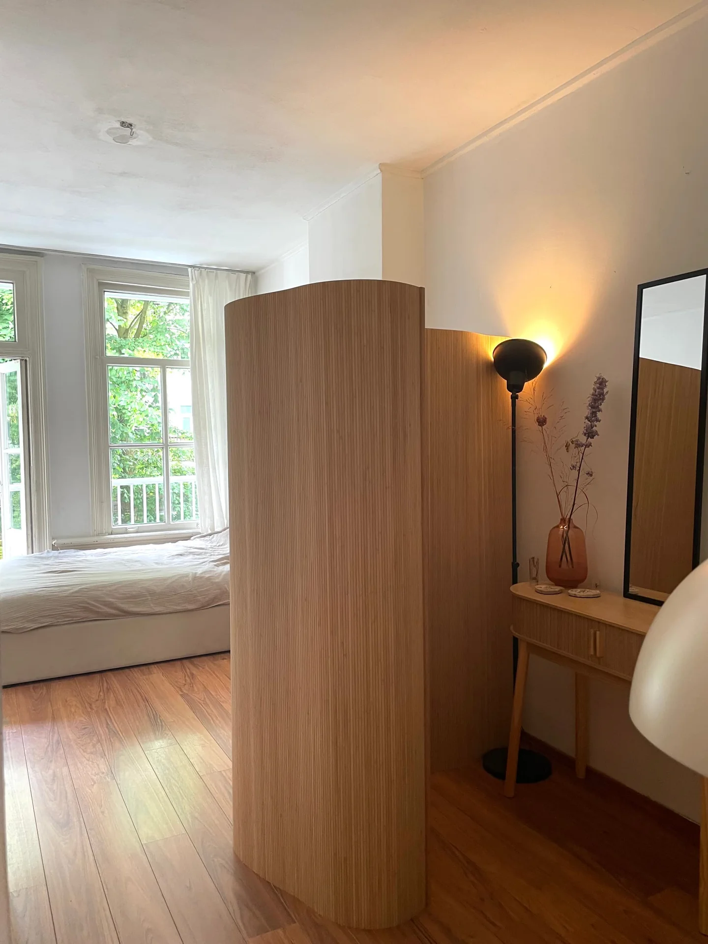 Foto van de Kamer gelegen aan de Eerste Jan van der Heijdenstraat in Amsterdam