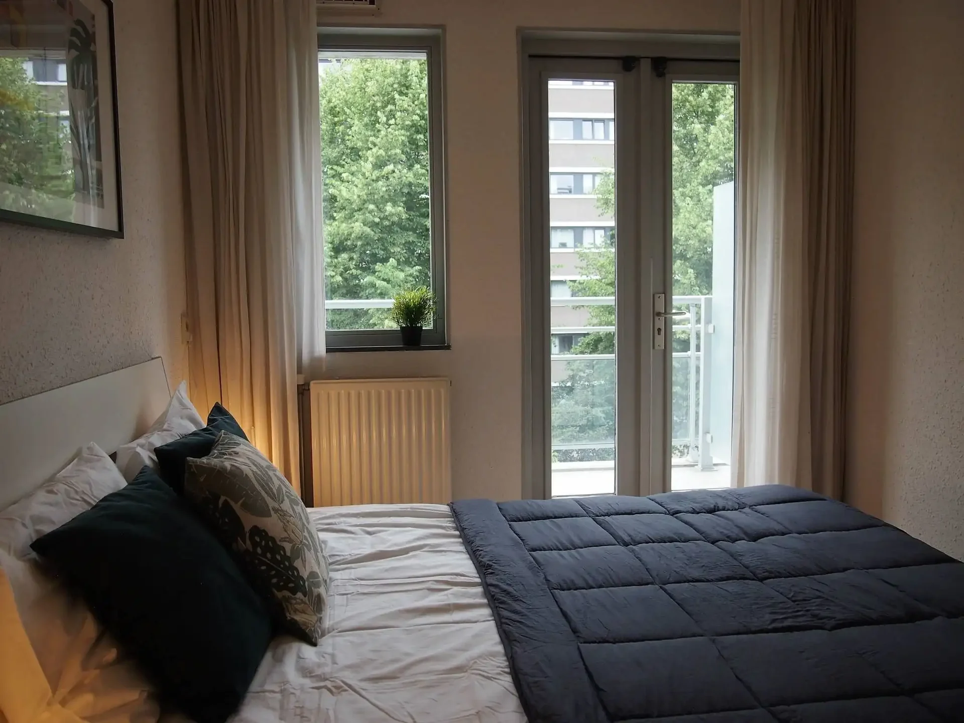 geblurde versie van de foto als achtergrond